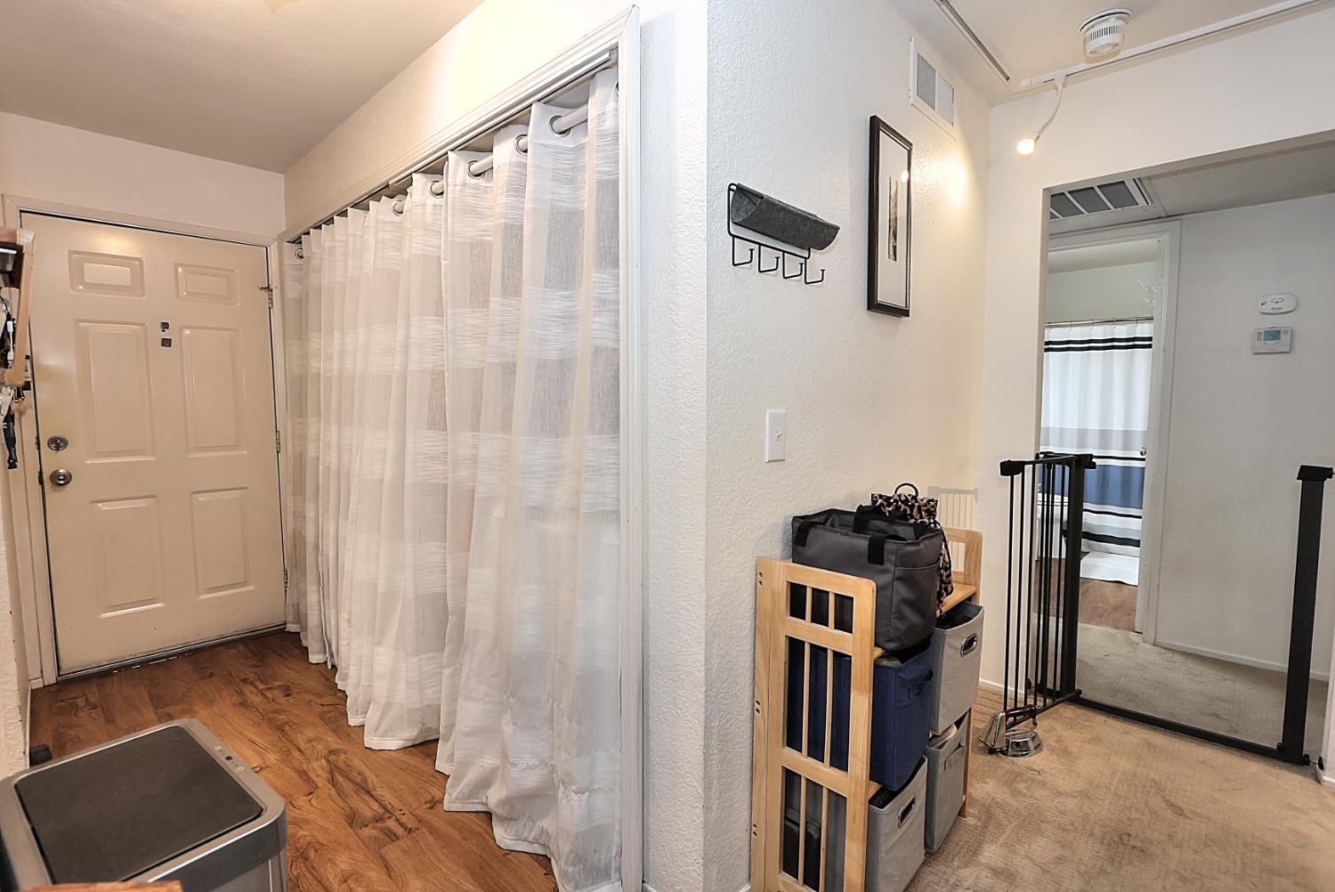 Detail Gallery Image 16 of 36 For 7437 Auburn Oaks Ct #E,  Citrus Heights,  CA 95621 - 2 Beds | 1 Baths