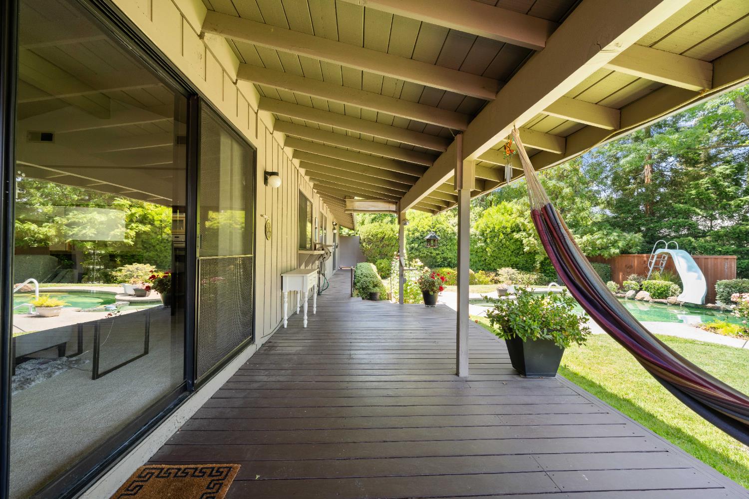 Detail Gallery Image 35 of 52 For 7831 Juarez Way, Fair Oaks,  CA 95628 - 3 Beds | 2/1 Baths