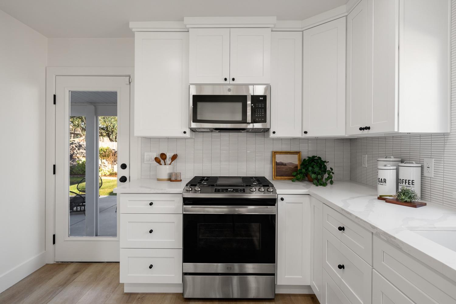 Detail Gallery Image 16 of 49 For 2750 San Luis Ct, Sacramento,  CA 95818 - 3 Beds | 2 Baths