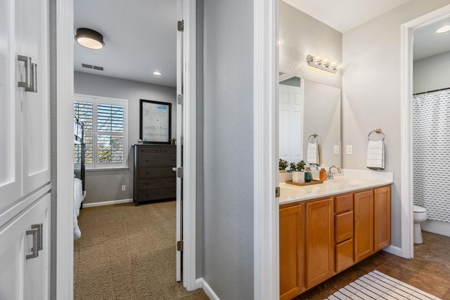Detail Gallery Image 29 of 36 For 947 Campfire Cir, Rocklin,  CA 95765 - 3 Beds | 2/1 Baths
