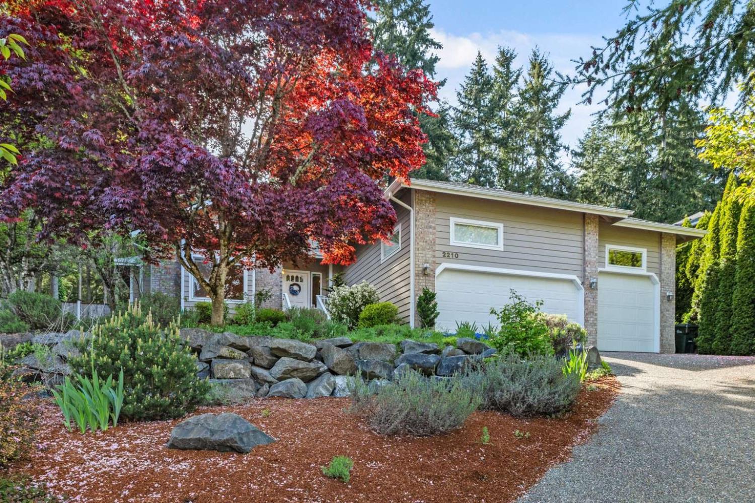 Detail Gallery Image 1 of 6 For Address Is Not Disclosed, Other City,  CA 98335 - 3 Beds | 2 Baths