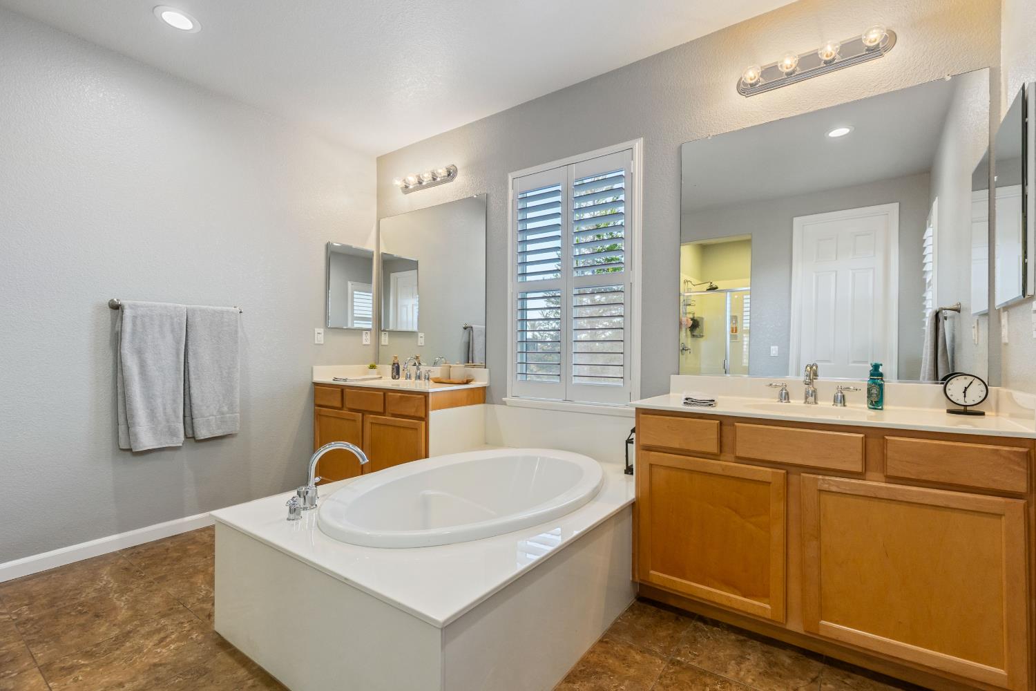 Detail Gallery Image 26 of 36 For 947 Campfire Cir, Rocklin,  CA 95765 - 3 Beds | 2/1 Baths