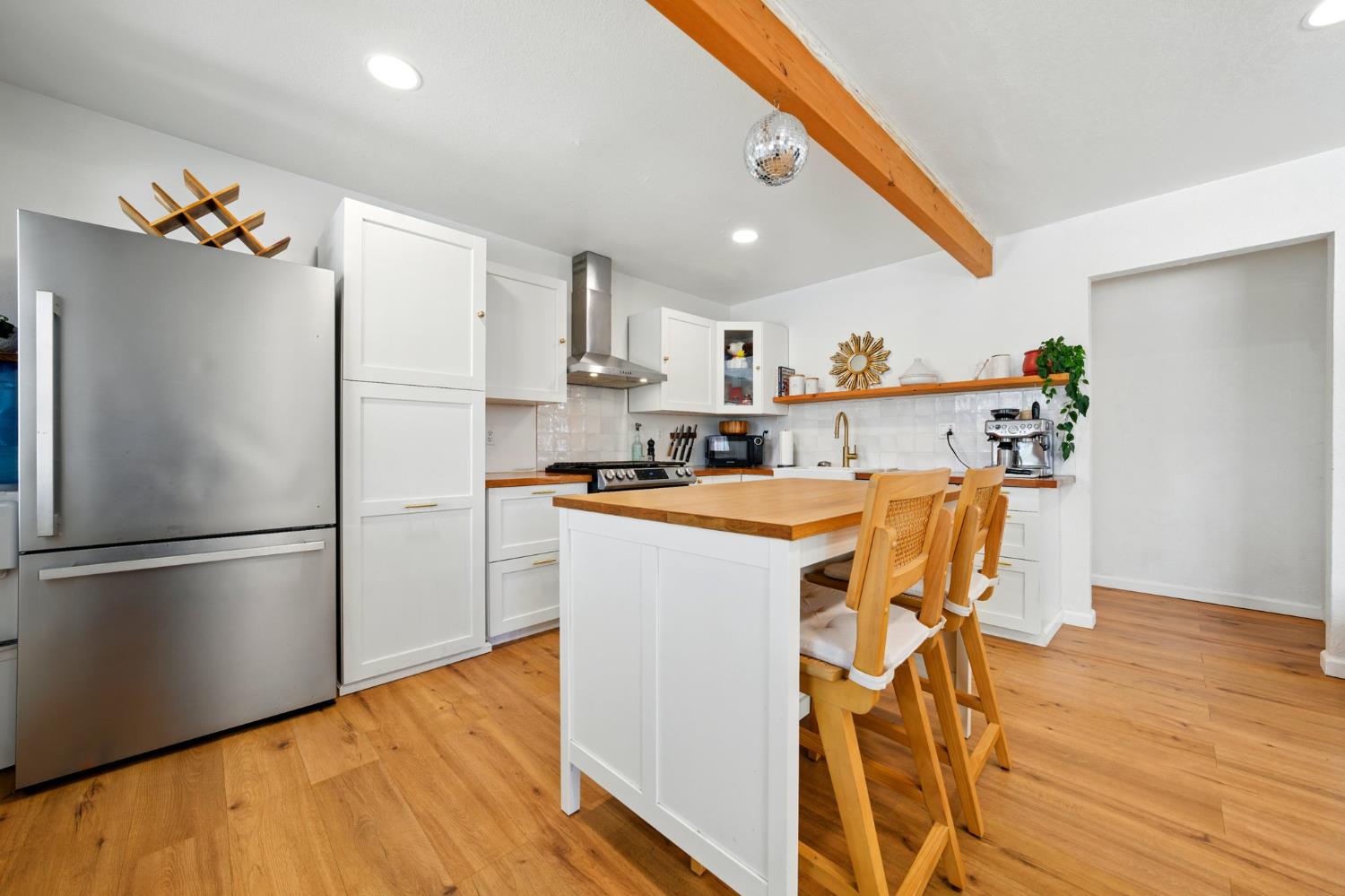 Detail Gallery Image 11 of 26 For 2357 E Euclid Ave, Stockton,  CA 95205 - 2 Beds | 2 Baths