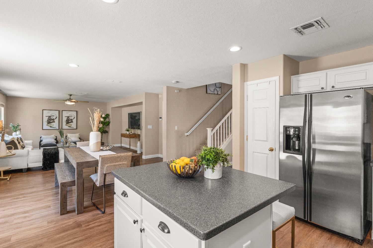 Detail Gallery Image 12 of 34 For 2149 Arnold Dr, Rocklin,  CA 95765 - 4 Beds | 2/1 Baths