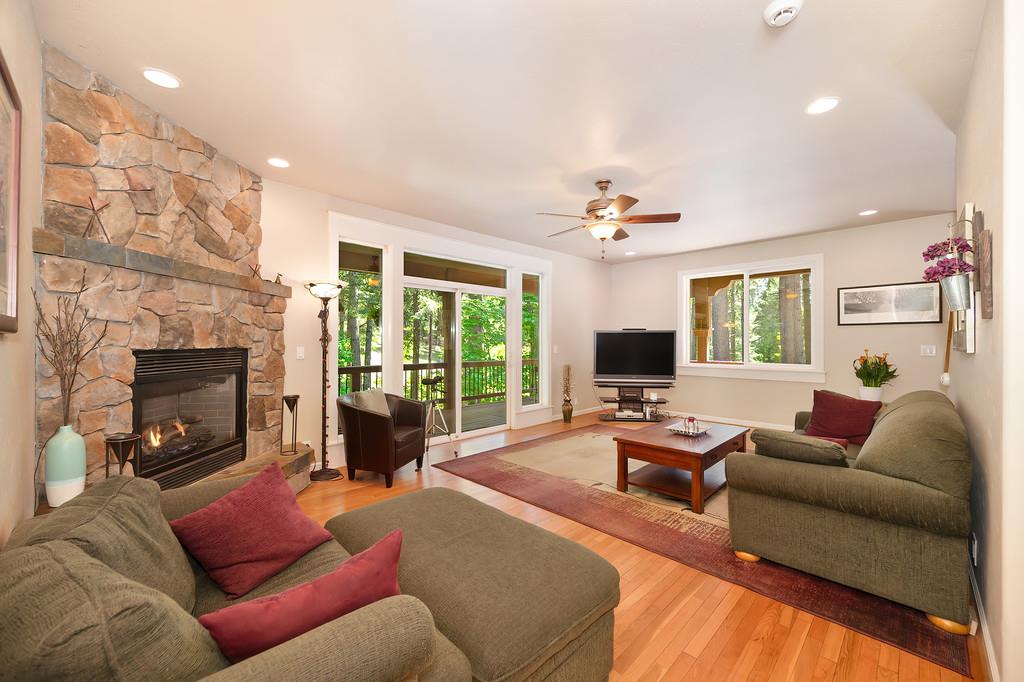 Detail Gallery Image 18 of 92 For 5321 Slalom Ln, Pollock Pines,  CA 95726 - 3 Beds | 2/1 Baths