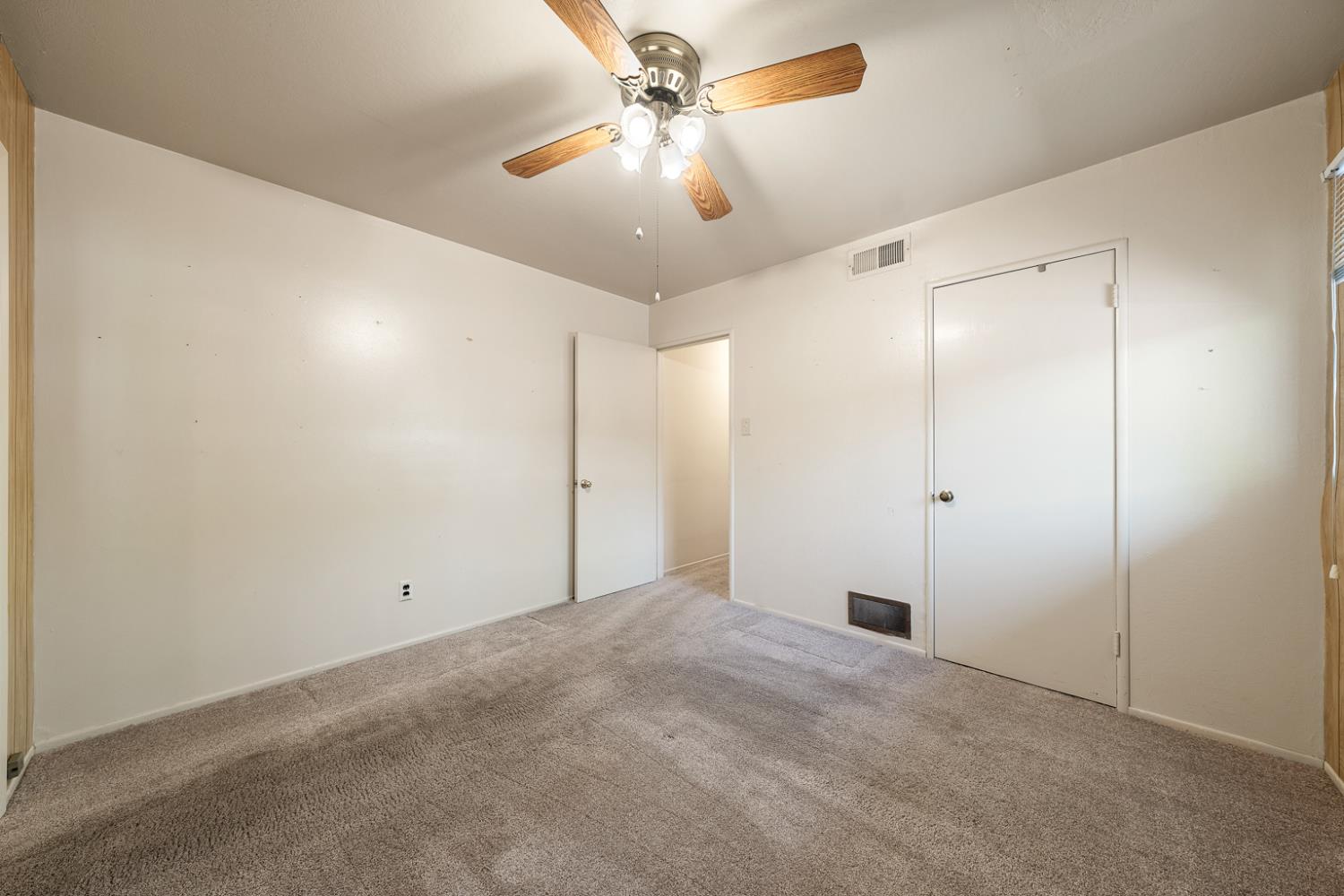 Detail Gallery Image 21 of 32 For 1812 Vesta Way, Sacramento,  CA 95864 - 3 Beds | 2 Baths