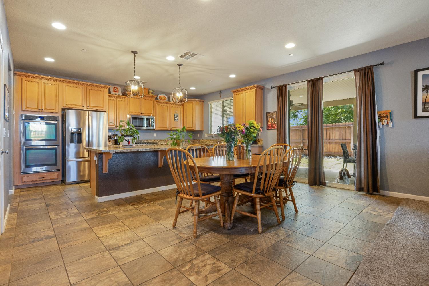 Detail Gallery Image 14 of 41 For 680 Sawtooth Ct, Manteca,  CA 95337 - 4 Beds | 3/1 Baths