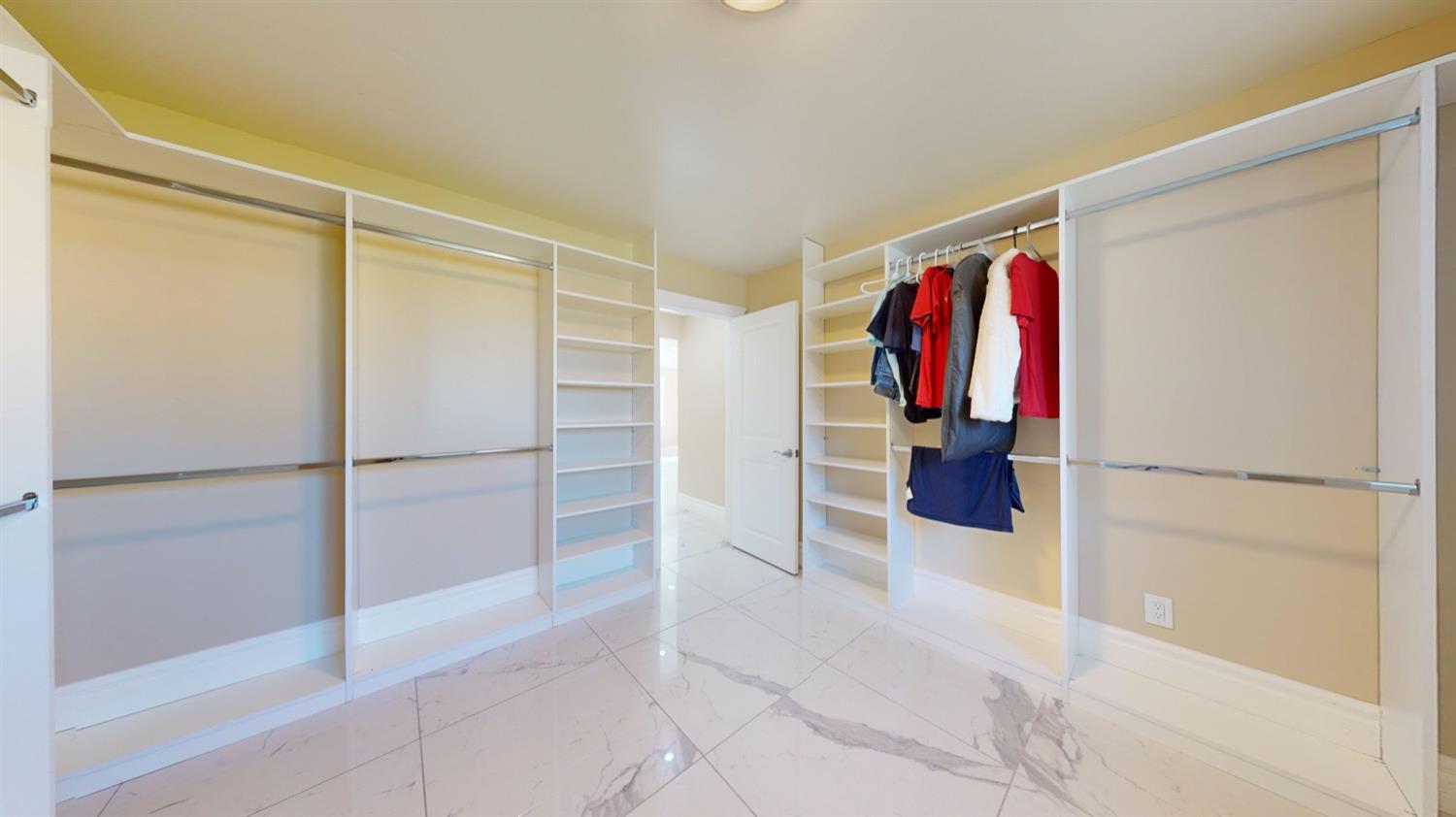 Detail Gallery Image 28 of 146 For 6237 Yosemite Blvd, Modesto,  CA 95357 - 3 Beds | 2 Baths
