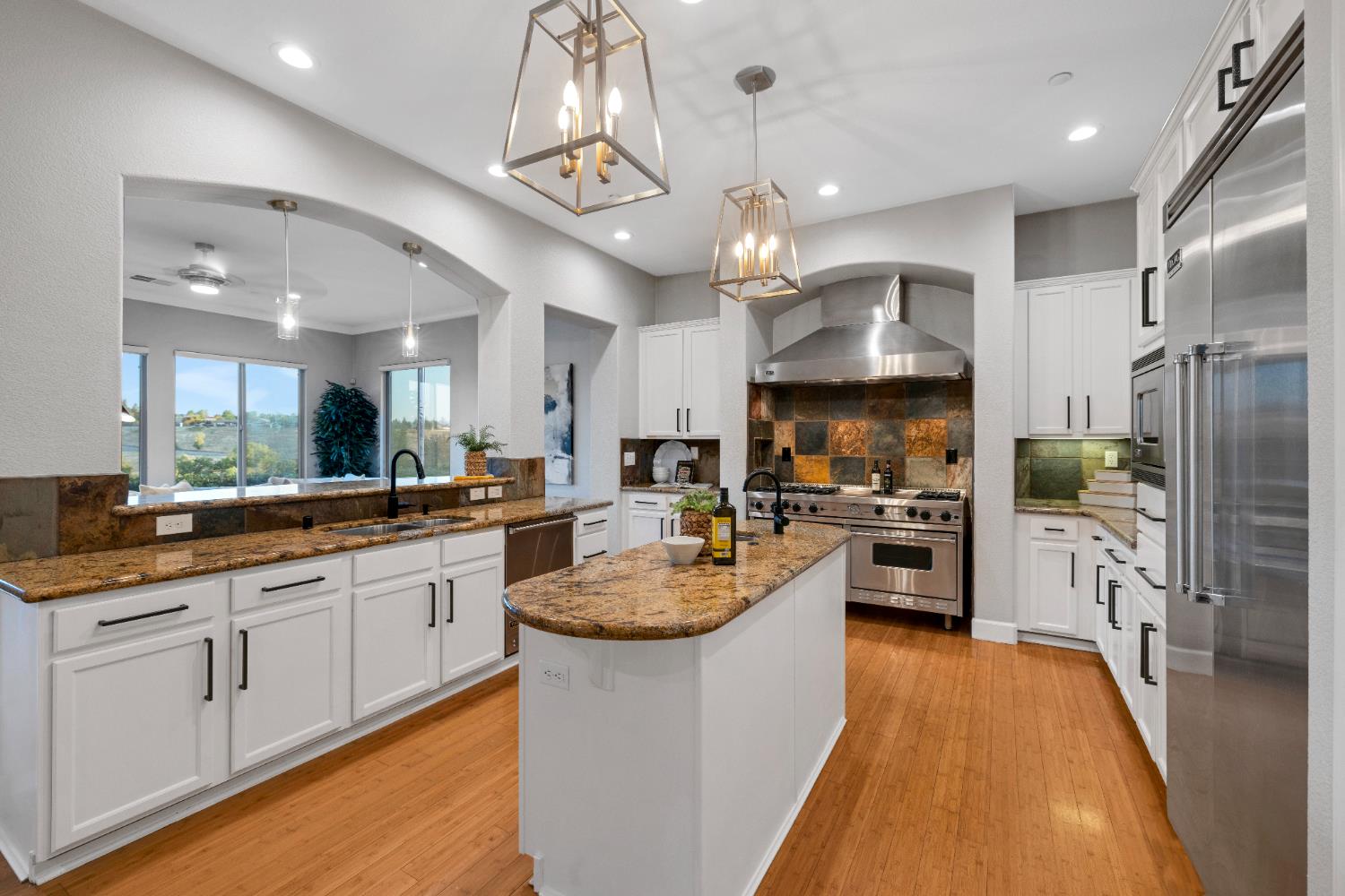 Detail Gallery Image 21 of 62 For 3981 Monteverde Dr, Lincoln,  CA 95648 - 4 Beds | 2/2 Baths