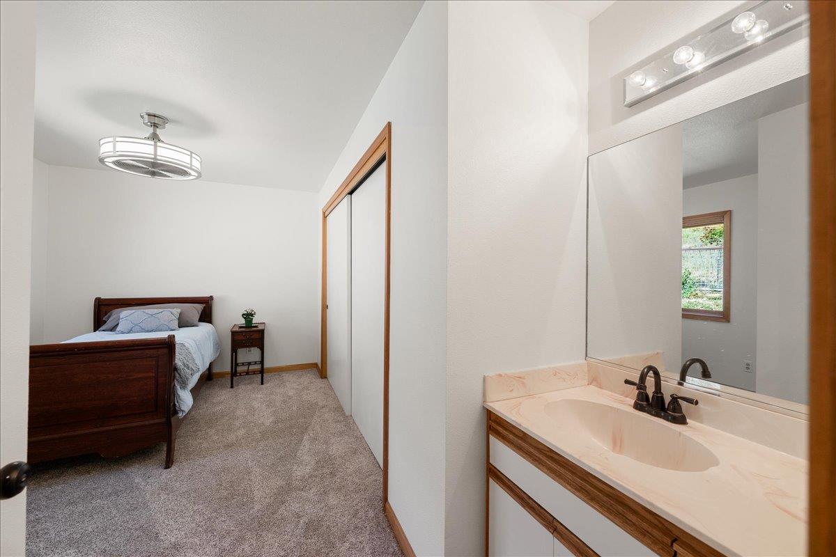 Detail Gallery Image 26 of 63 For 21925 Sandstone Way, Foresthill,  CA 95631 - 3 Beds | 3 Baths