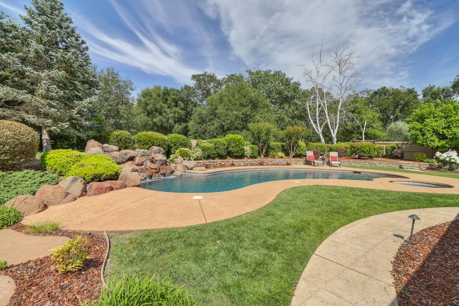 Detail Gallery Image 49 of 62 For 11464 Huntington Village Ln, Gold River,  CA 95670 - 4 Beds | 4/2 Baths