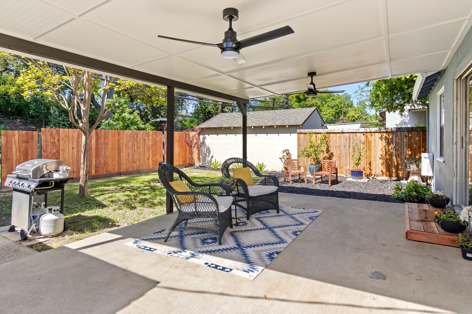 Detail Gallery Image 23 of 25 For 1142 Sherburn Ave, Sacramento,  CA 95822 - 3 Beds | 1 Baths