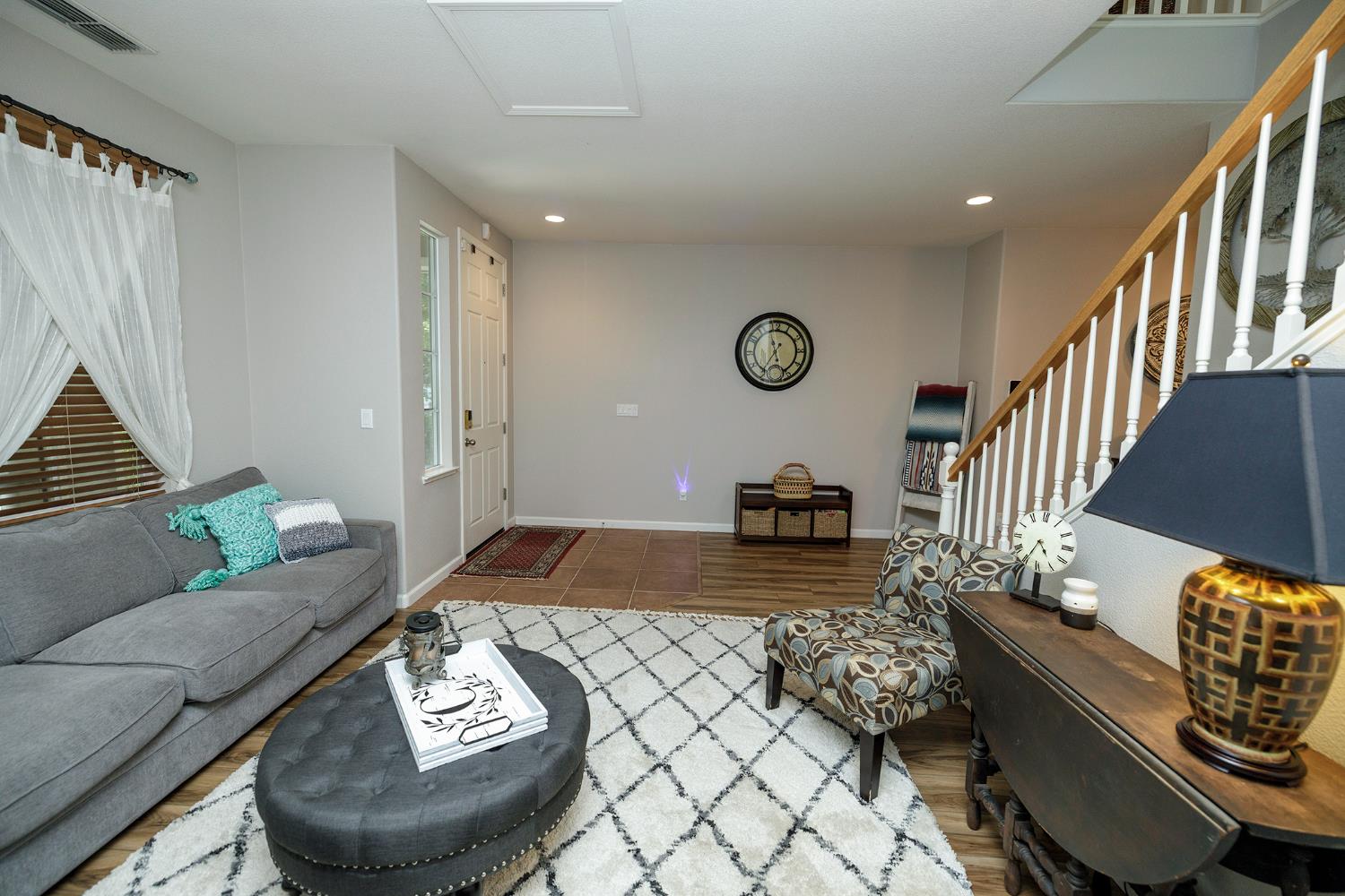 Detail Gallery Image 13 of 67 For 4157 Enclave Dr, Turlock,  CA 95382 - 4 Beds | 3 Baths