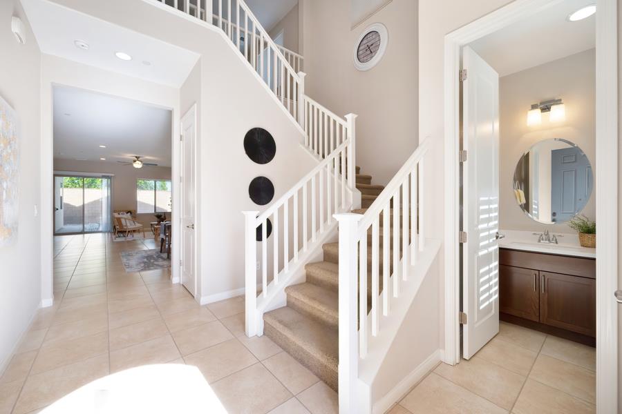 Detail Gallery Image 7 of 53 For 5416 Cannes Ct, Fair Oaks,  CA 95628 - 3 Beds | 2/1 Baths