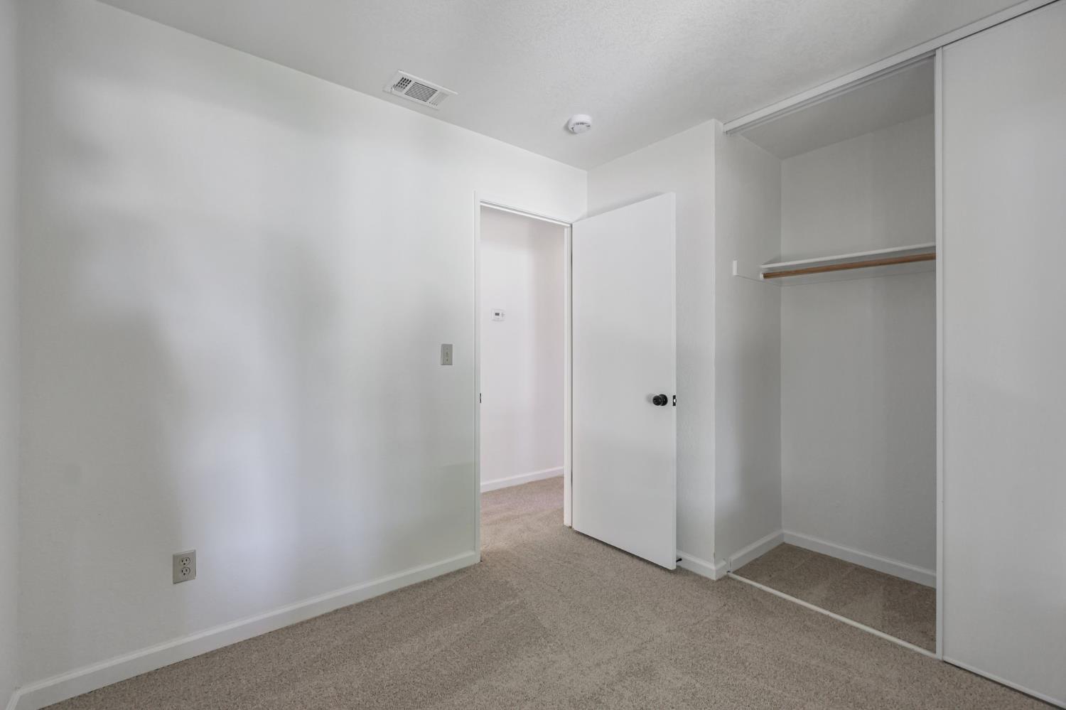 Detail Gallery Image 34 of 52 For 4046 S Royal Links Cir, Antioch,  CA 94509 - 4 Beds | 2 Baths