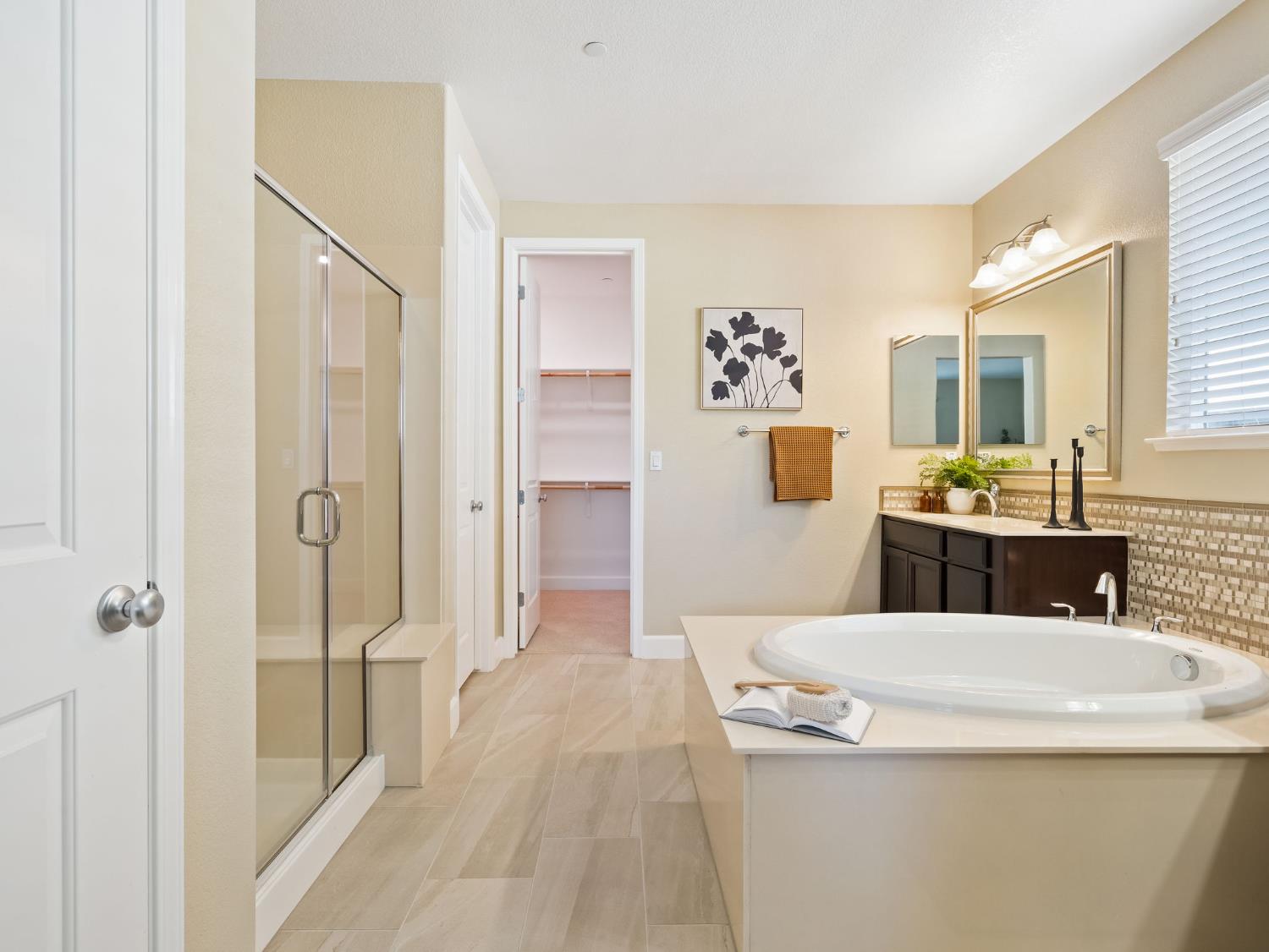 Detail Gallery Image 31 of 41 For 2723 Sweeney Dr, Woodland,  CA 95776 - 4 Beds | 2/1 Baths