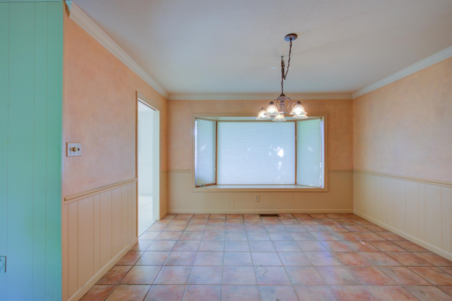 Bedford Drive, Merced, California image 15