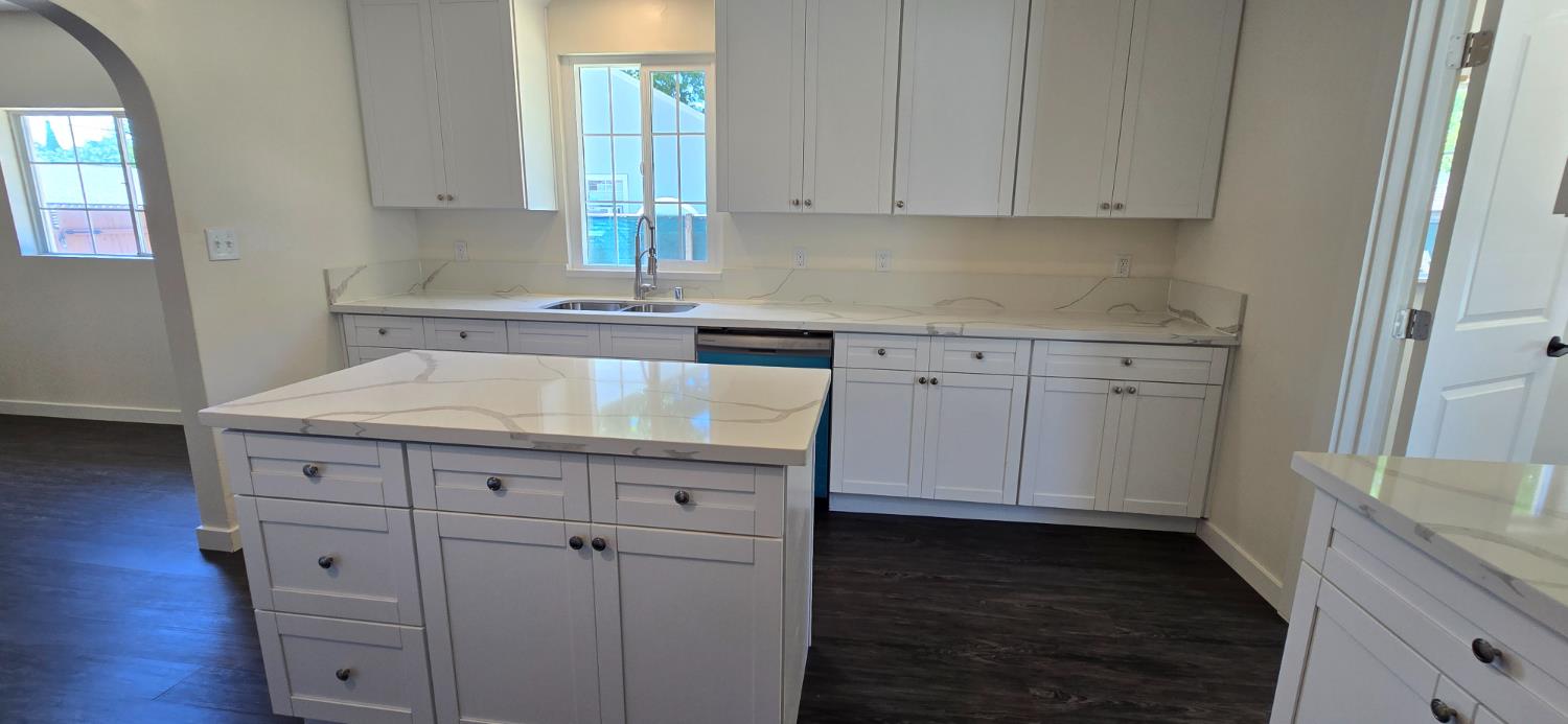 Detail Gallery Image 16 of 59 For 3129 Judah St, Sacramento,  CA 95815 - 2 Beds | 2 Baths