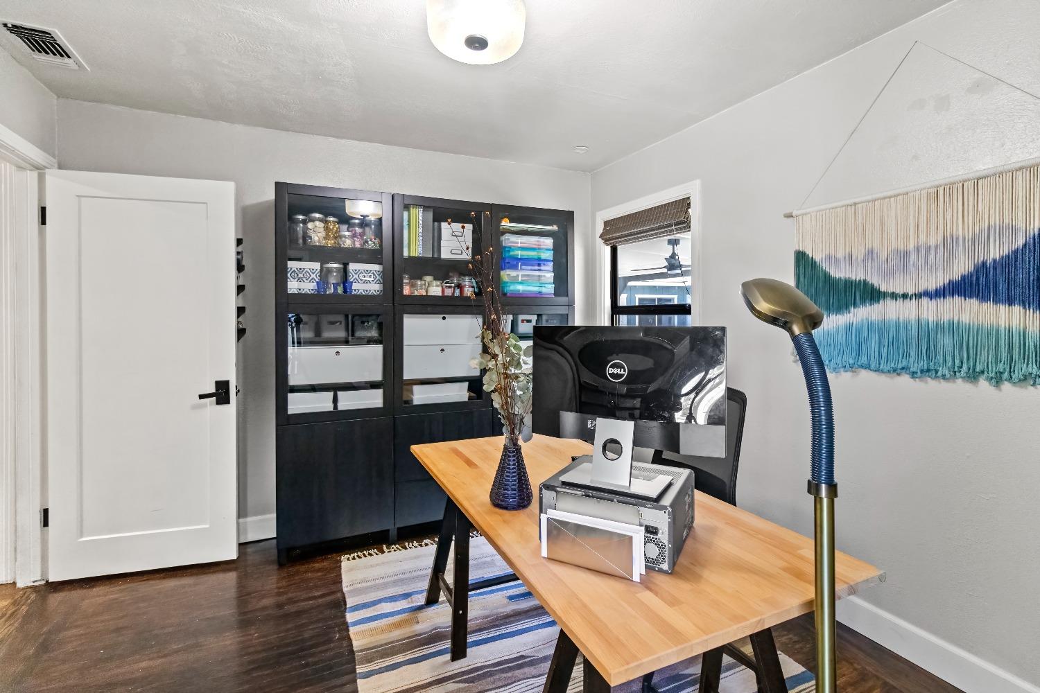 Detail Gallery Image 20 of 25 For 1142 Sherburn Ave, Sacramento,  CA 95822 - 3 Beds | 1 Baths