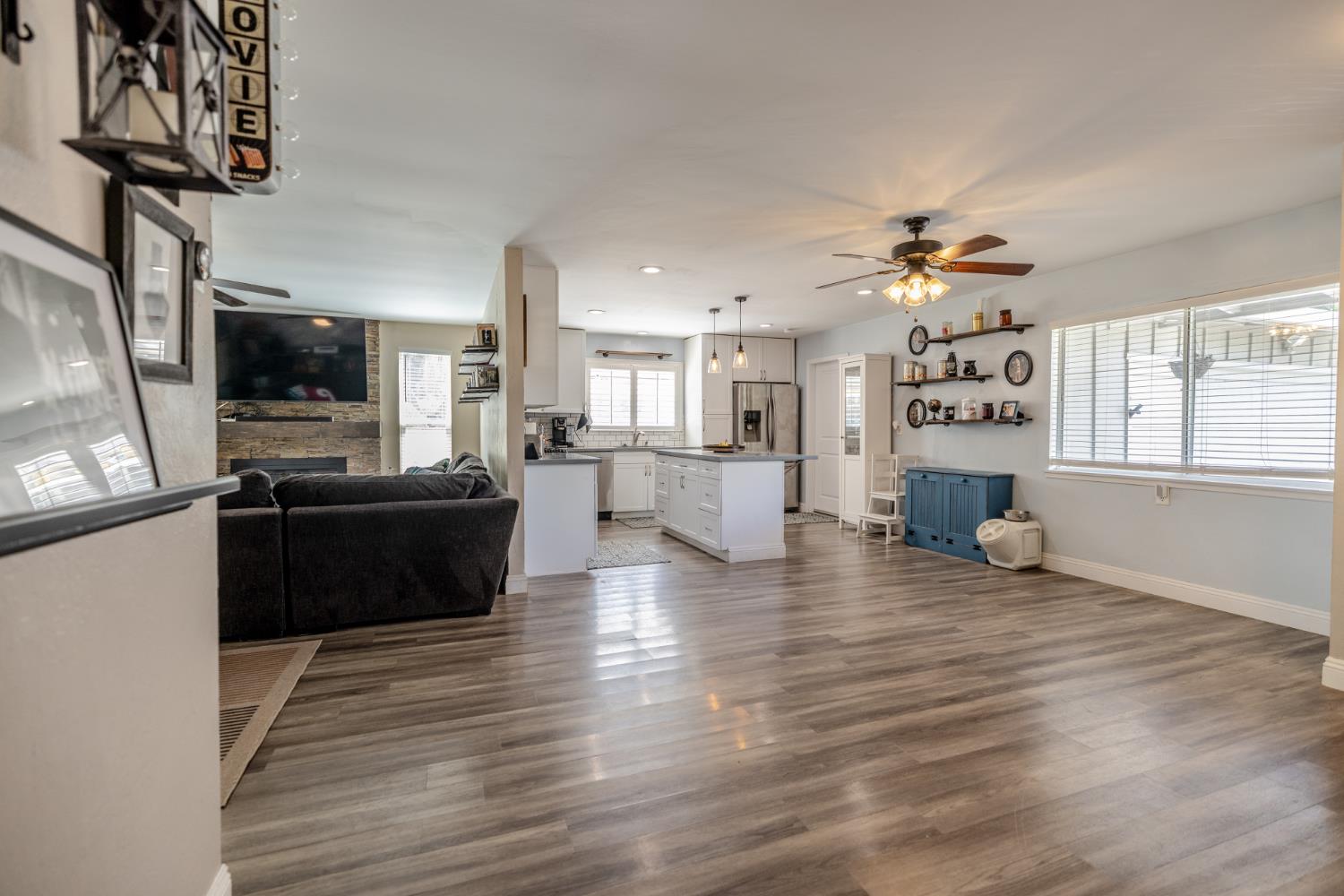 Detail Gallery Image 9 of 64 For 10468 Neiretto Ct, Rancho Cordova,  CA 95670 - 3 Beds | 2 Baths