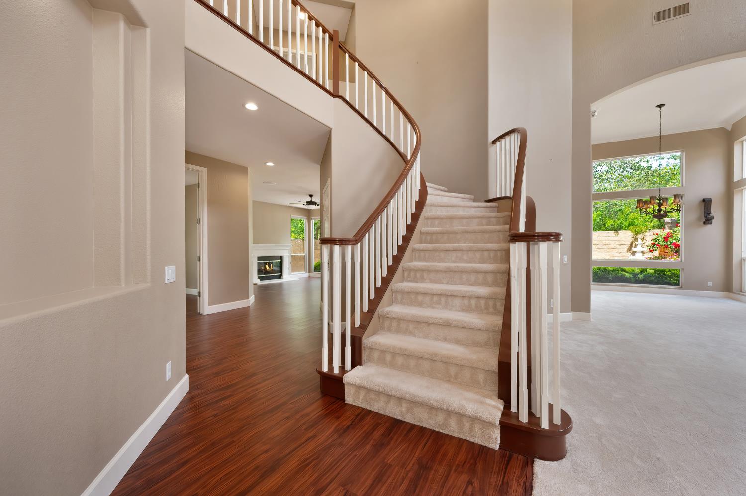 Detail Gallery Image 9 of 52 For 4001 Ironwood Dr, El Dorado Hills,  CA 95762 - 5 Beds | 3 Baths