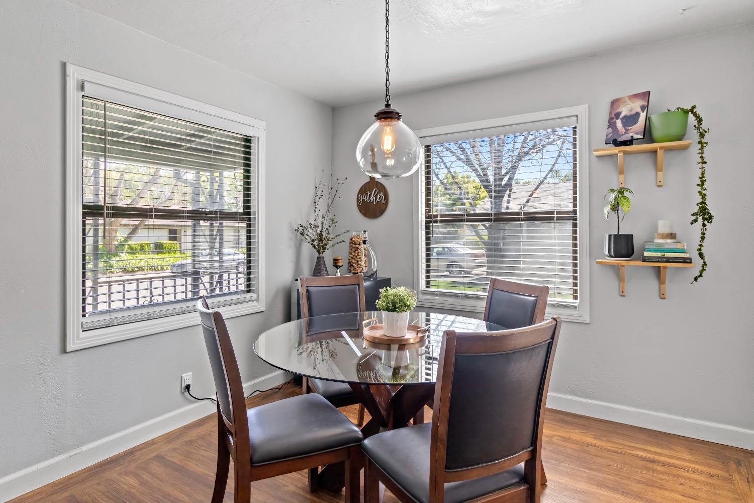 Detail Gallery Image 8 of 25 For 1142 Sherburn Ave, Sacramento,  CA 95822 - 3 Beds | 1 Baths