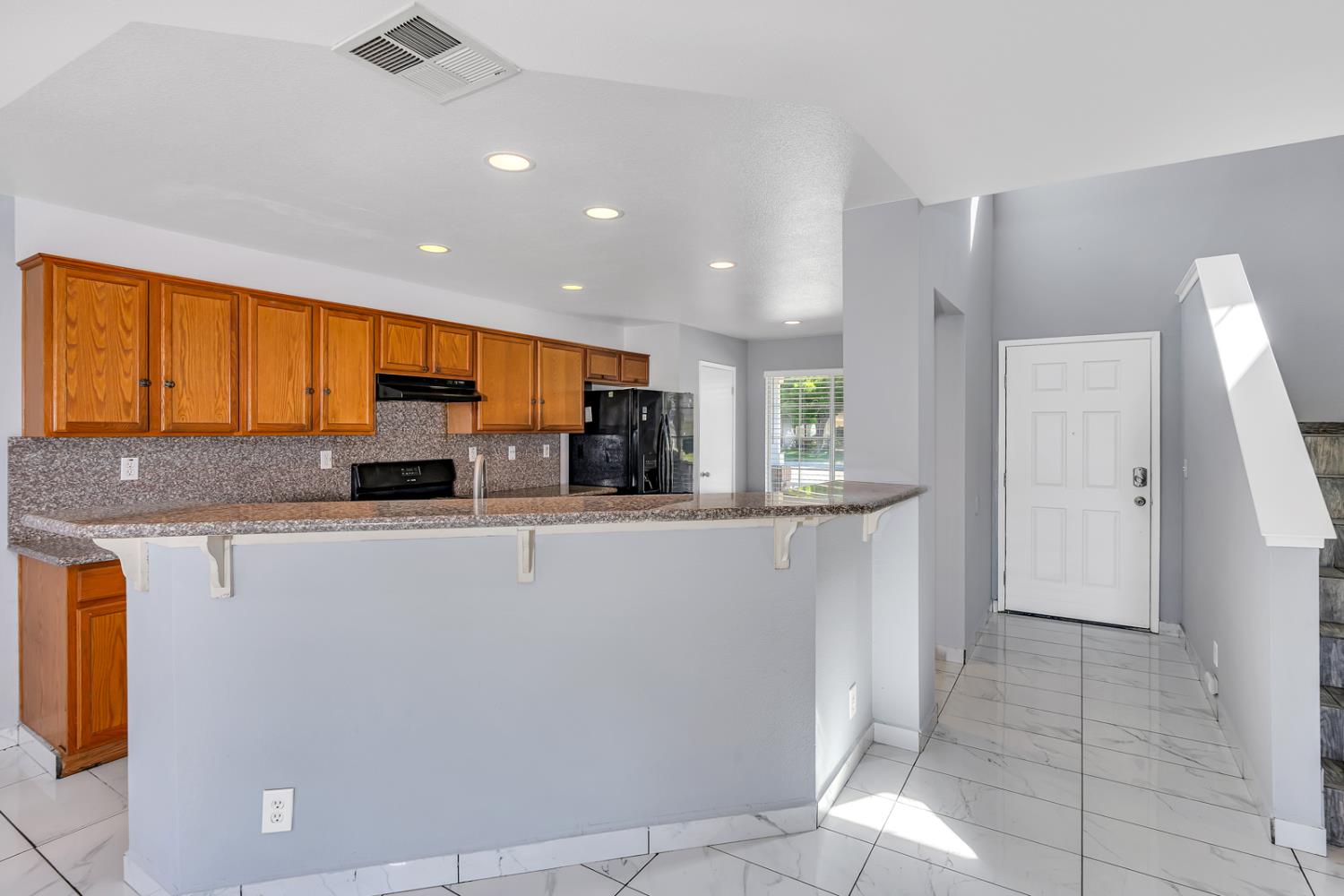 Widgeon Court, Los Banos, California image 10