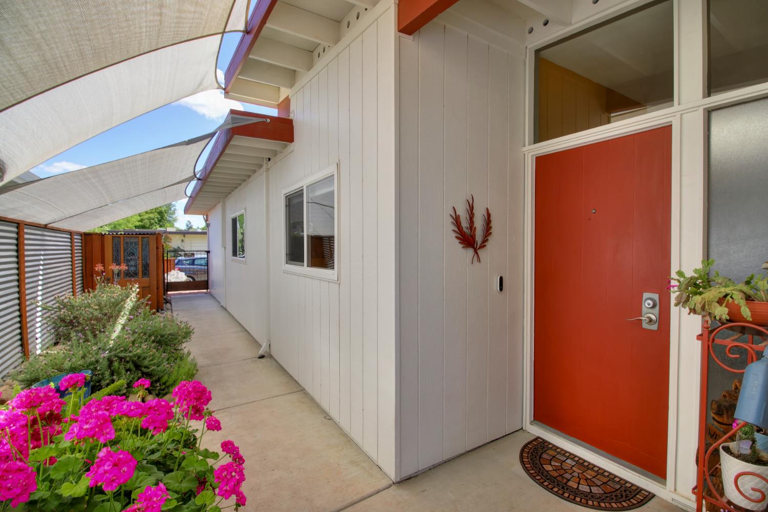 Detail Gallery Image 6 of 52 For 135 Luz Pl, Davis,  CA 95616 - 2 Beds | 2 Baths
