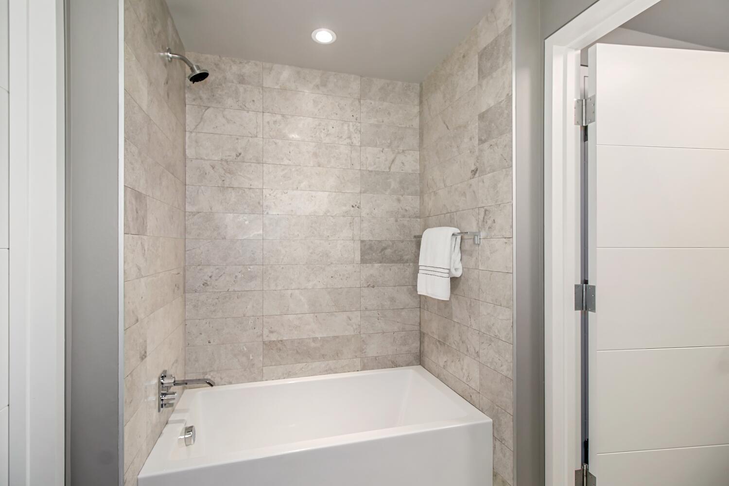 Photo #64: 225064164 Listing: Photo #64