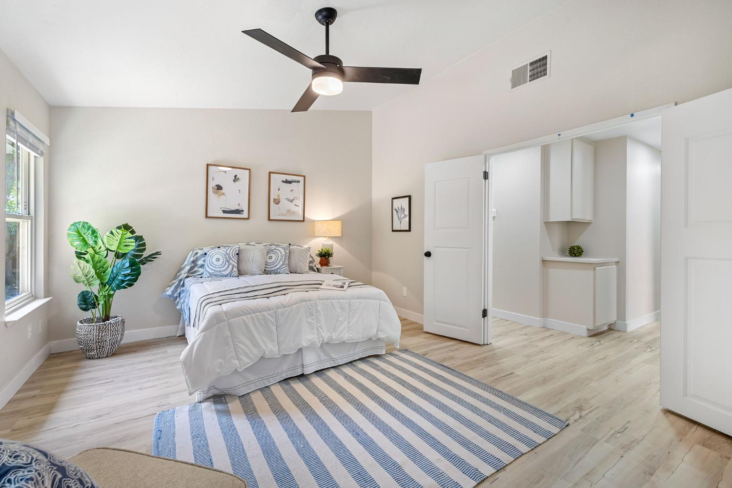 Detail Gallery Image 31 of 43 For 1240 Chuckwagon Dr, Sacramento,  CA 95834 - 3 Beds | 2 Baths