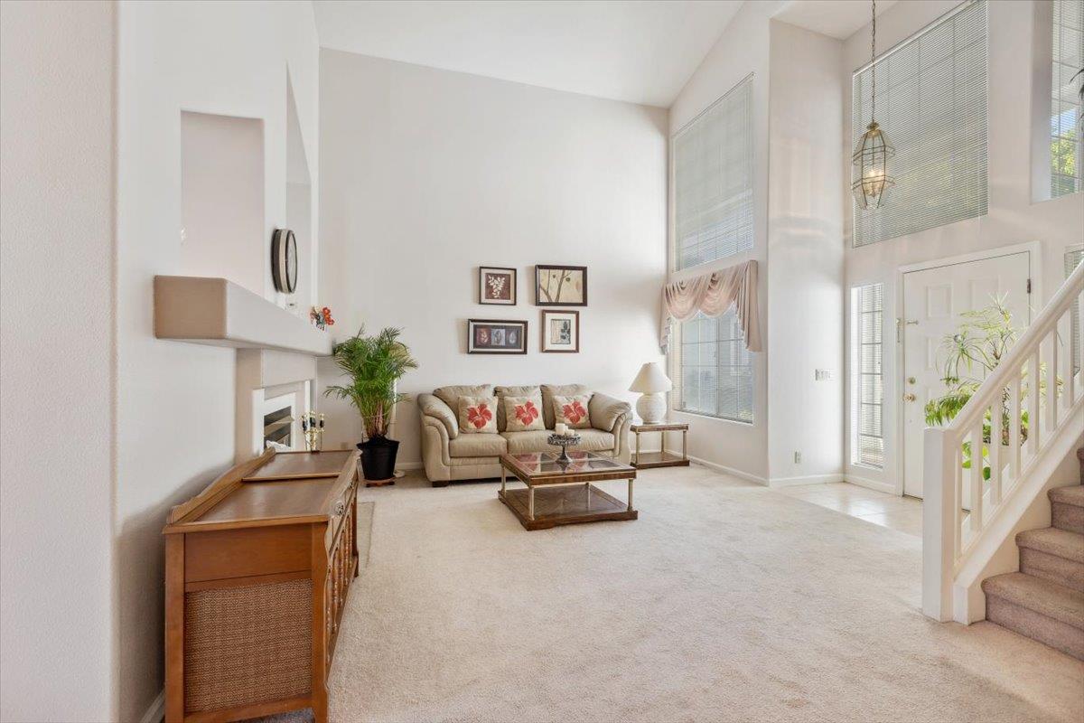 Detail Gallery Image 7 of 31 For 4625 Winter Oak Way, Antelope,  CA 95843 - 4 Beds | 2/1 Baths