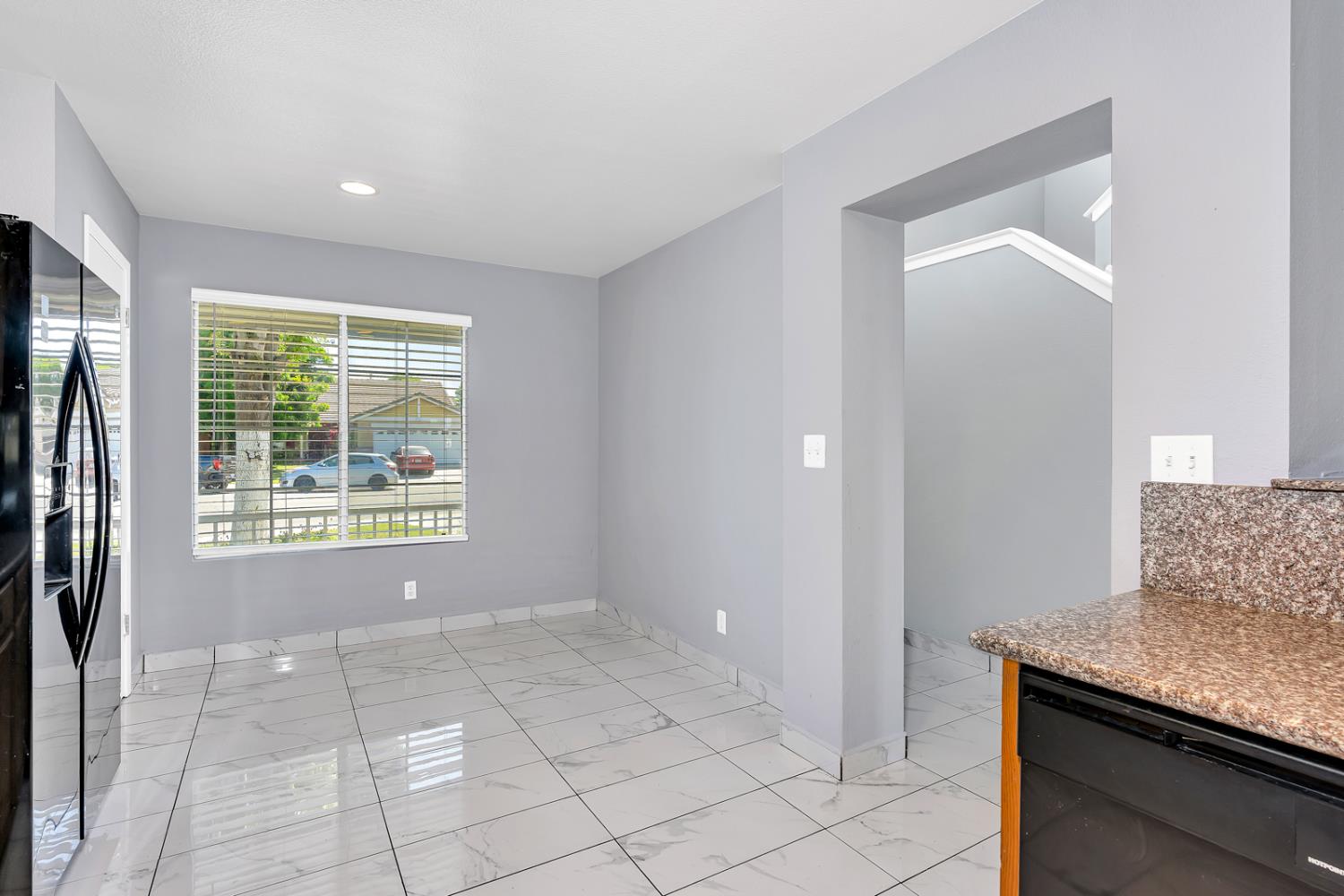 Widgeon Court, Los Banos, California image 12