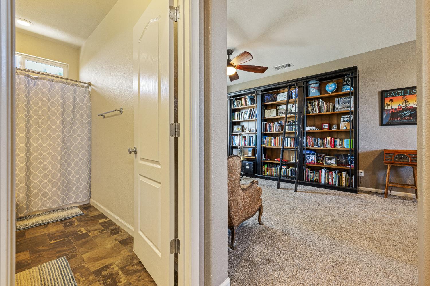 Detail Gallery Image 24 of 41 For 680 Sawtooth Ct, Manteca,  CA 95337 - 4 Beds | 3/1 Baths