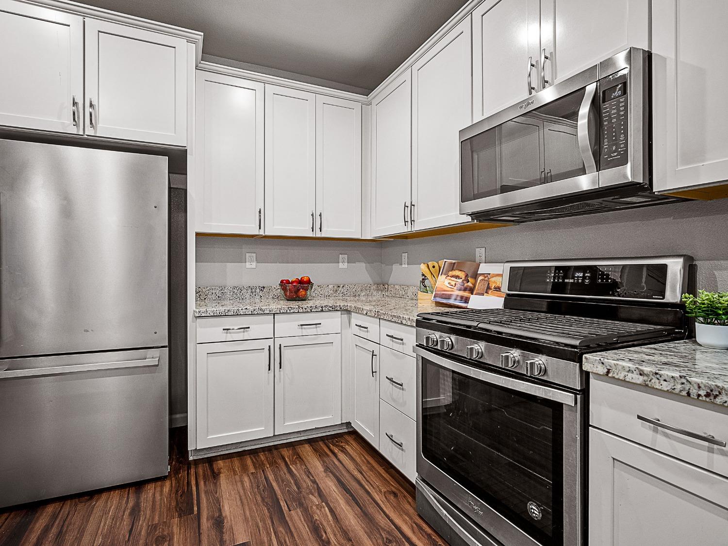 Detail Gallery Image 13 of 63 For 3223 Haskell Way, El Dorado Hills,  CA 95762 - 4 Beds | 2/1 Baths