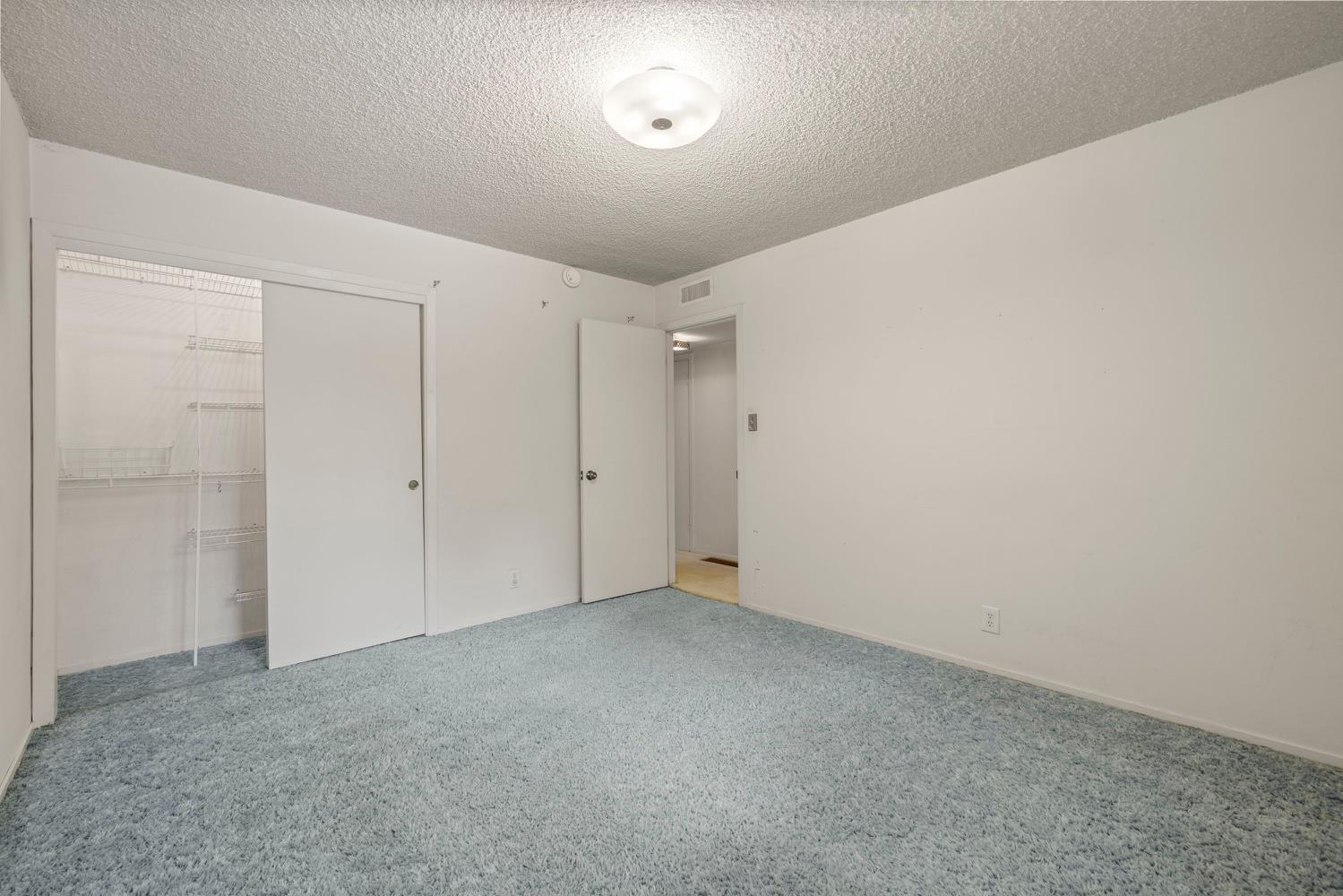 Detail Gallery Image 18 of 34 For 6010 Holstein Way, Sacramento,  CA 95822 - 3 Beds | 2/1 Baths