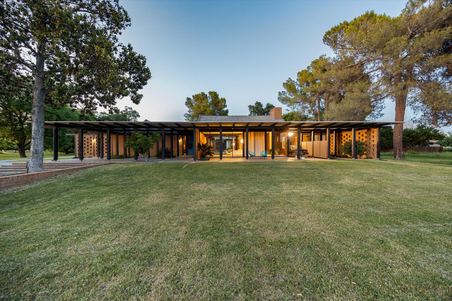 Detail Gallery Image 5 of 99 For 400 Roberts Rd, Colusa,  CA 95932 - 4 Beds | 3/1 Baths
