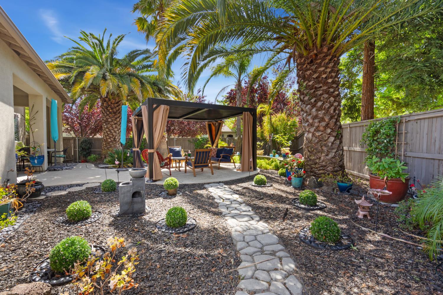 Detail Gallery Image 29 of 41 For 2832 Rockaway Ln, Sacramento,  CA 95835 - 2 Beds | 2 Baths