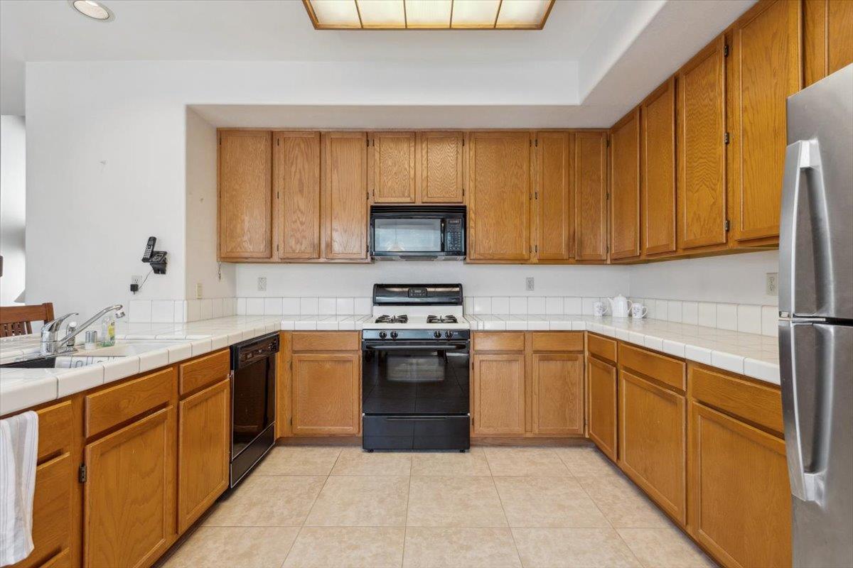 Detail Gallery Image 17 of 31 For 4625 Winter Oak Way, Antelope,  CA 95843 - 4 Beds | 2/1 Baths