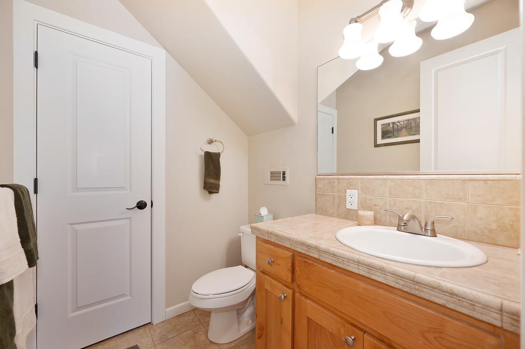 Detail Gallery Image 12 of 92 For 5321 Slalom Ln, Pollock Pines,  CA 95726 - 3 Beds | 2/1 Baths