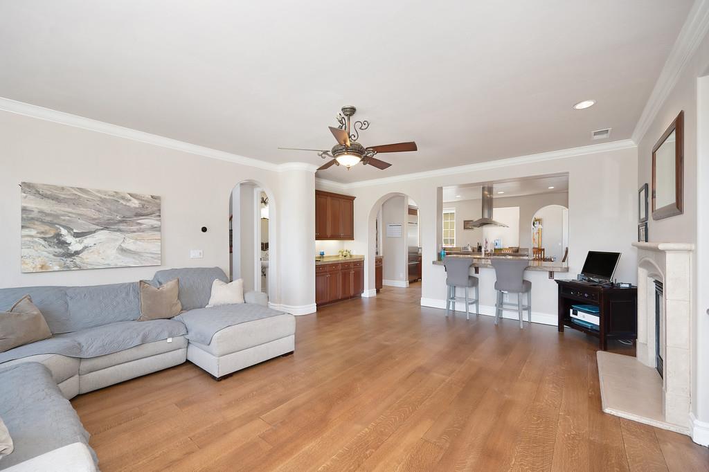 Detail Gallery Image 20 of 37 For 3327 Bordeaux Dr, El Dorado Hills,  CA 95762 - 5 Beds | 3/1 Baths