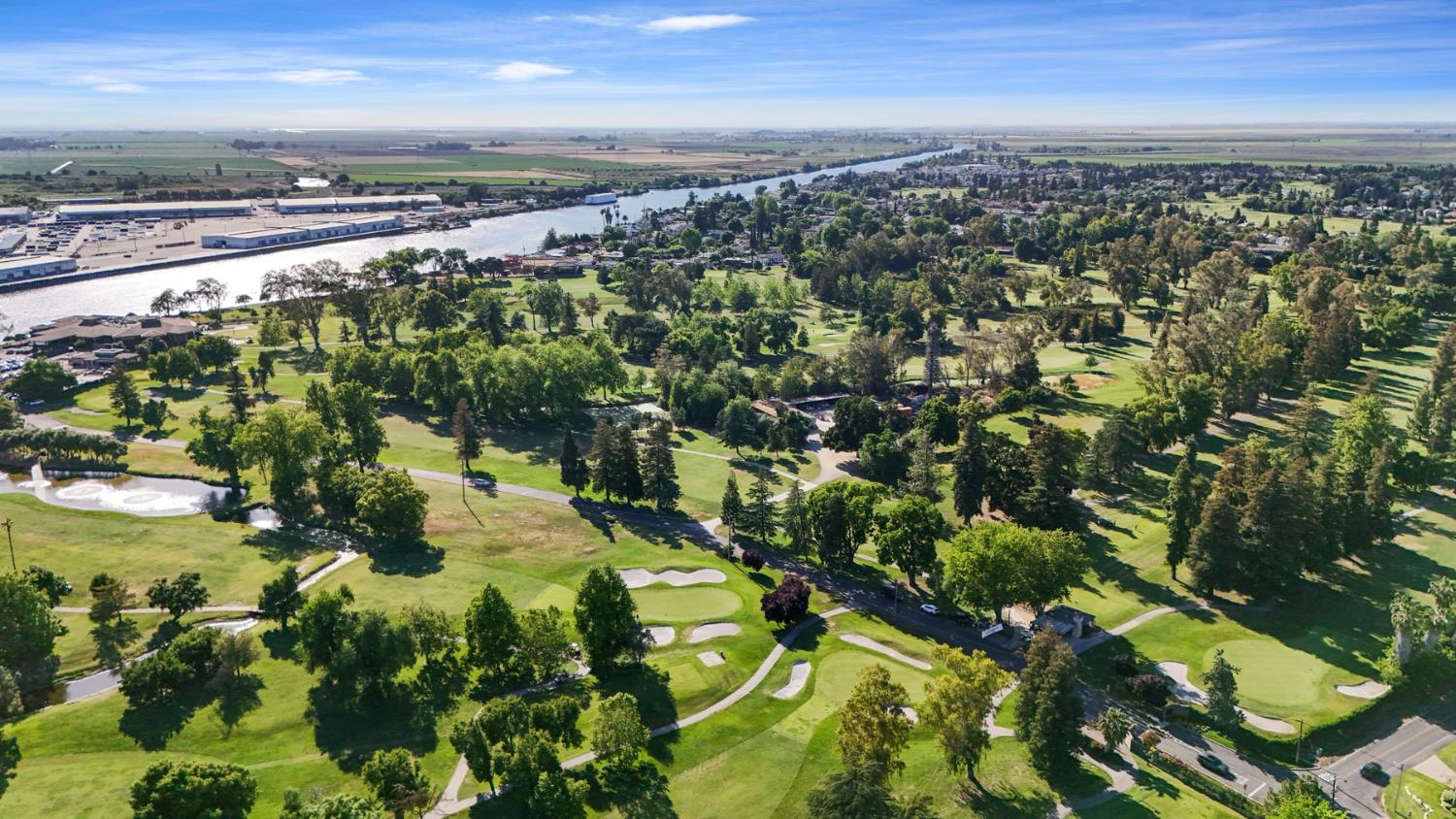 Detail Gallery Image 80 of 80 For 3651 Country Club Blvd, Stockton,  CA 95204 - 6 Beds | 3 Baths