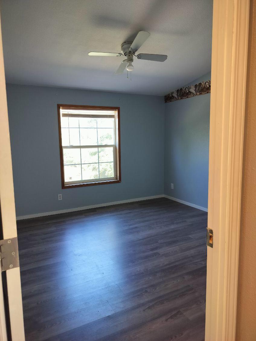 Detail Gallery Image 15 of 33 For 5731 State Highway 99w, Corning,  CA 96021 - 3 Beds | 2 Baths