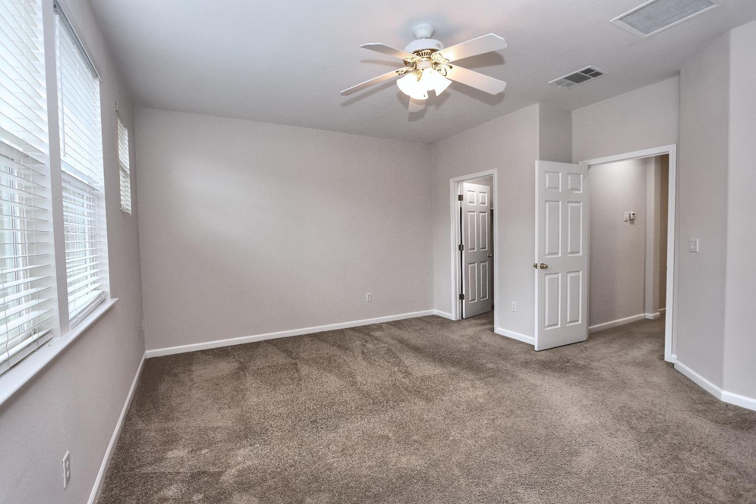 Photo #39: 225063611 Listing: Photo #39