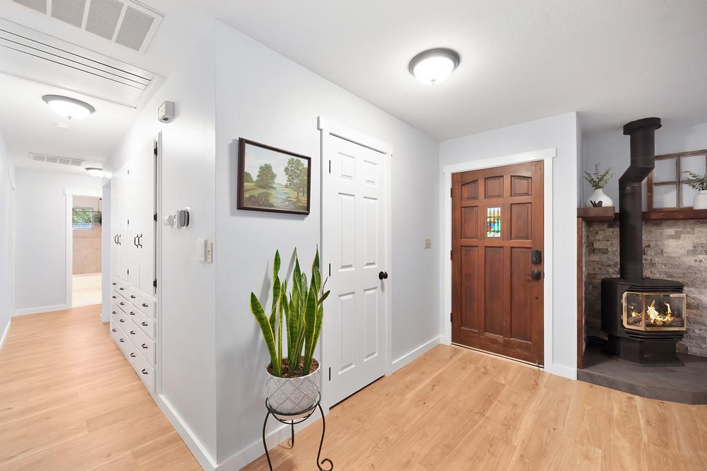 Detail Gallery Image 32 of 90 For 25375 Pineview Dr, Colfax,  CA 95713 - 3 Beds | 2 Baths