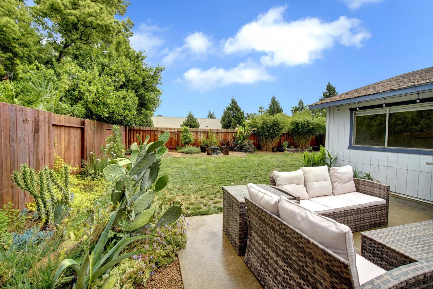 Detail Gallery Image 28 of 31 For 3401 Nut Plains Dr, Sacramento,  CA 95827 - 4 Beds | 2 Baths