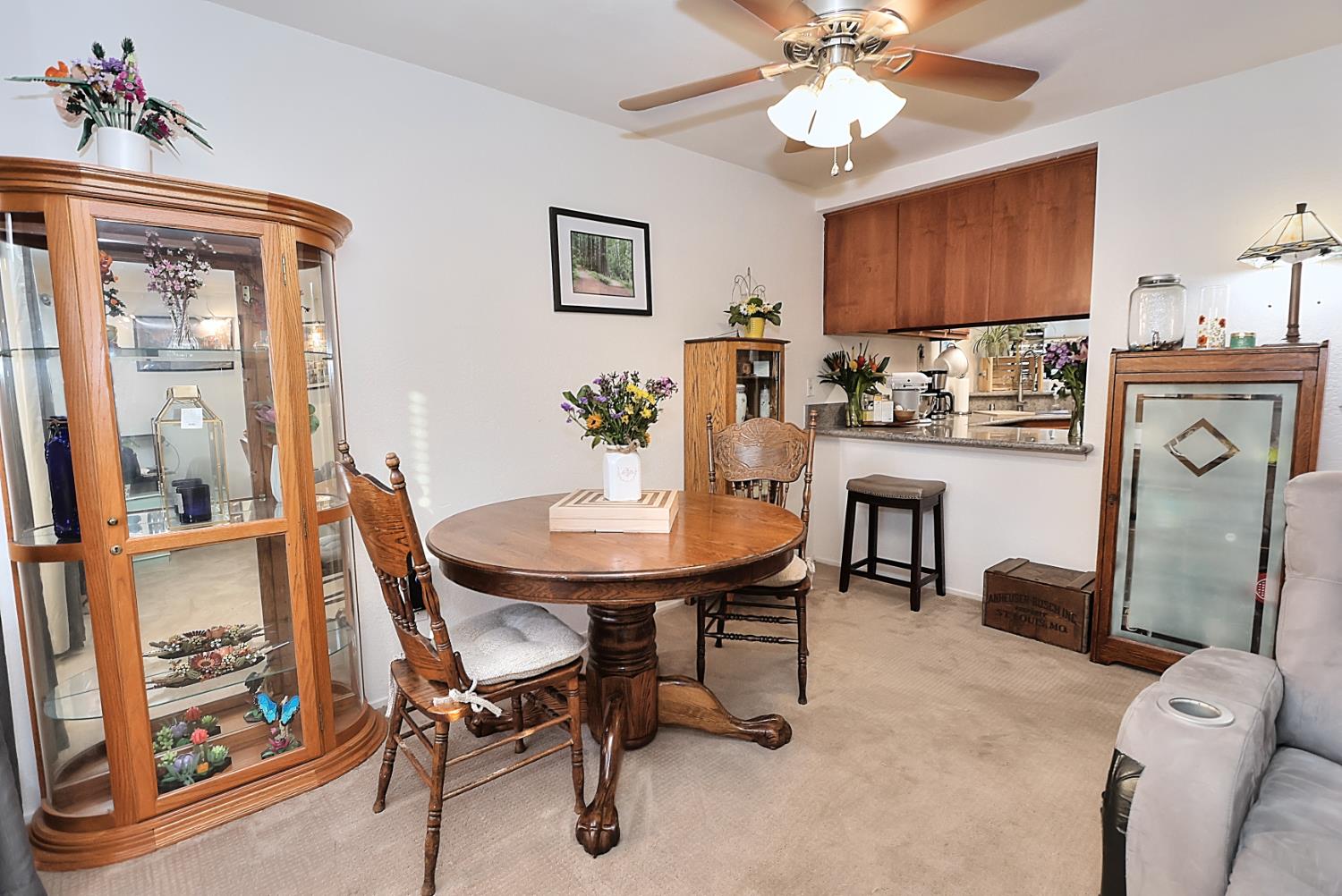 Detail Gallery Image 11 of 36 For 7437 Auburn Oaks Ct #E,  Citrus Heights,  CA 95621 - 2 Beds | 1 Baths