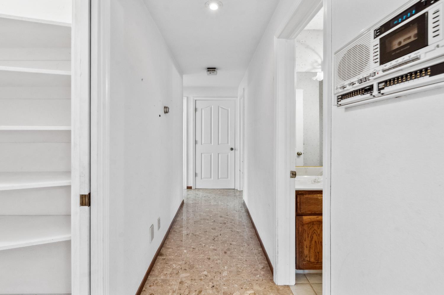 Detail Gallery Image 42 of 91 For 8518 Rolling Green Way, Fair Oaks,  CA 95628 - 4 Beds | 2/2 Baths