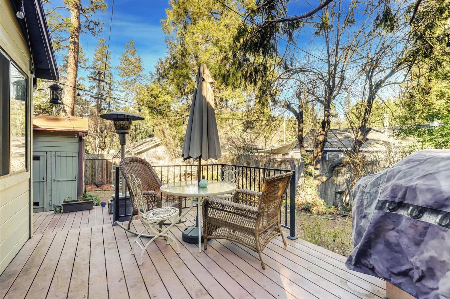 Detail Gallery Image 28 of 61 For 230 June Dr, Grass Valley,  CA 95945 - 2 Beds | 2 Baths