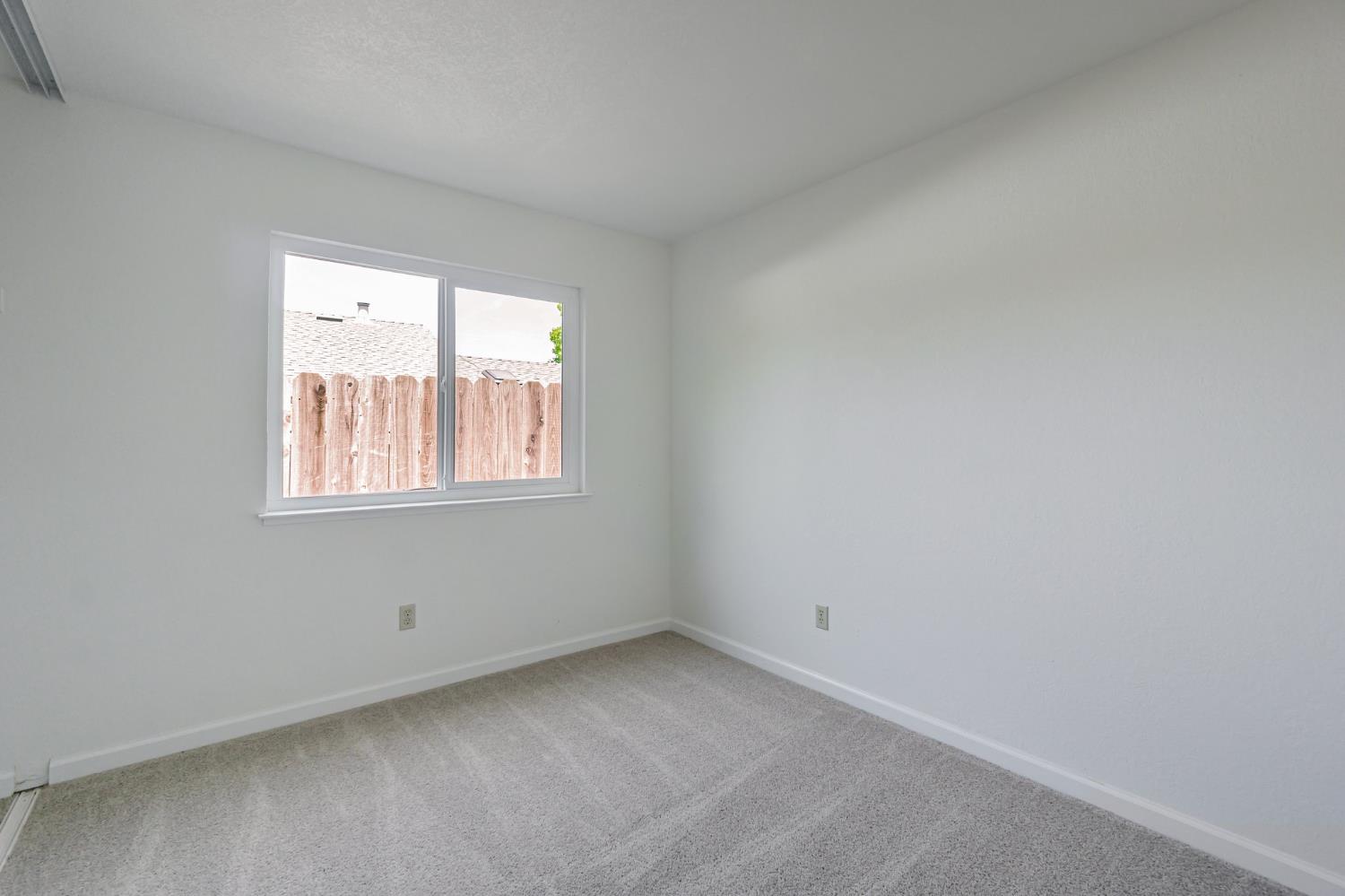 Detail Gallery Image 43 of 52 For 4046 S Royal Links Cir, Antioch,  CA 94509 - 4 Beds | 2 Baths