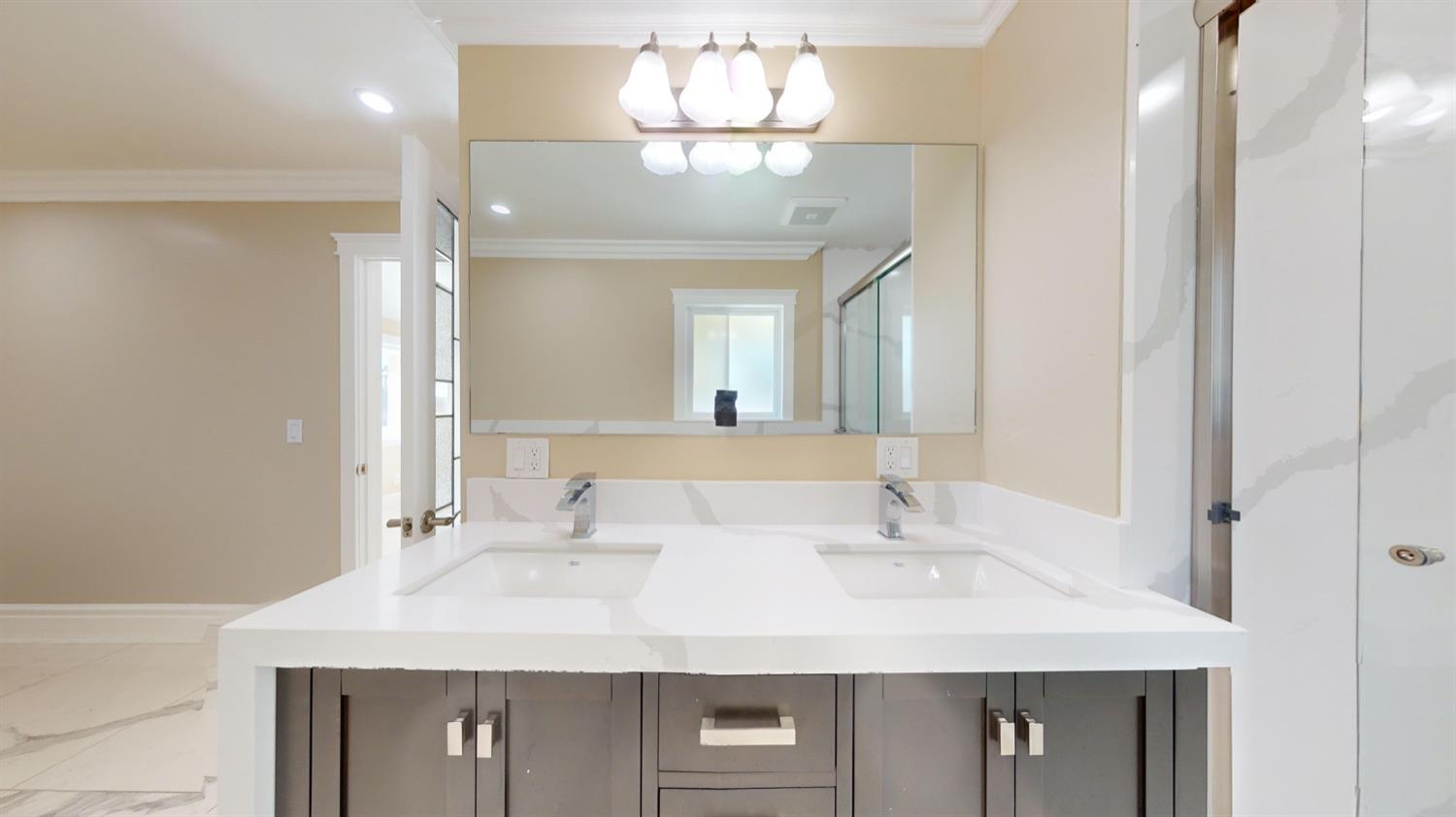 Detail Gallery Image 98 of 146 For 6237 Yosemite Blvd, Modesto,  CA 95357 - 3 Beds | 2 Baths